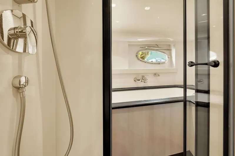 Boulos Yacht Photos Pics 2003 Gianetti 86'