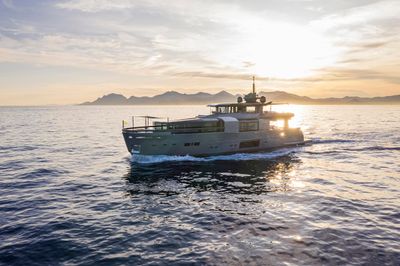 Yacht