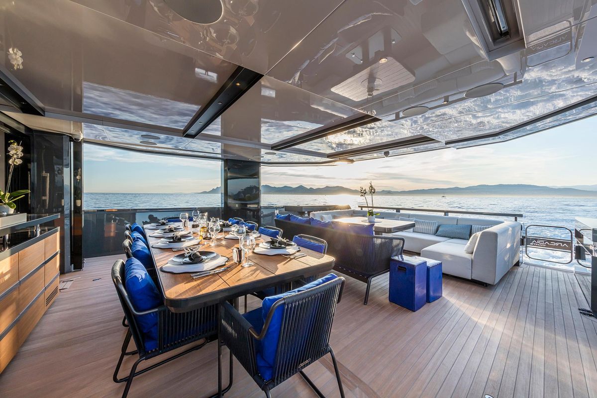 2019 Arcadia Yachts 104 