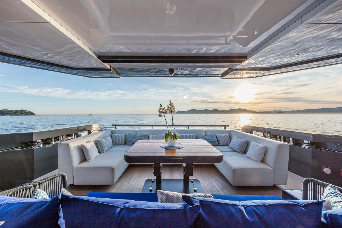 2019 Arcadia Yachts 104 