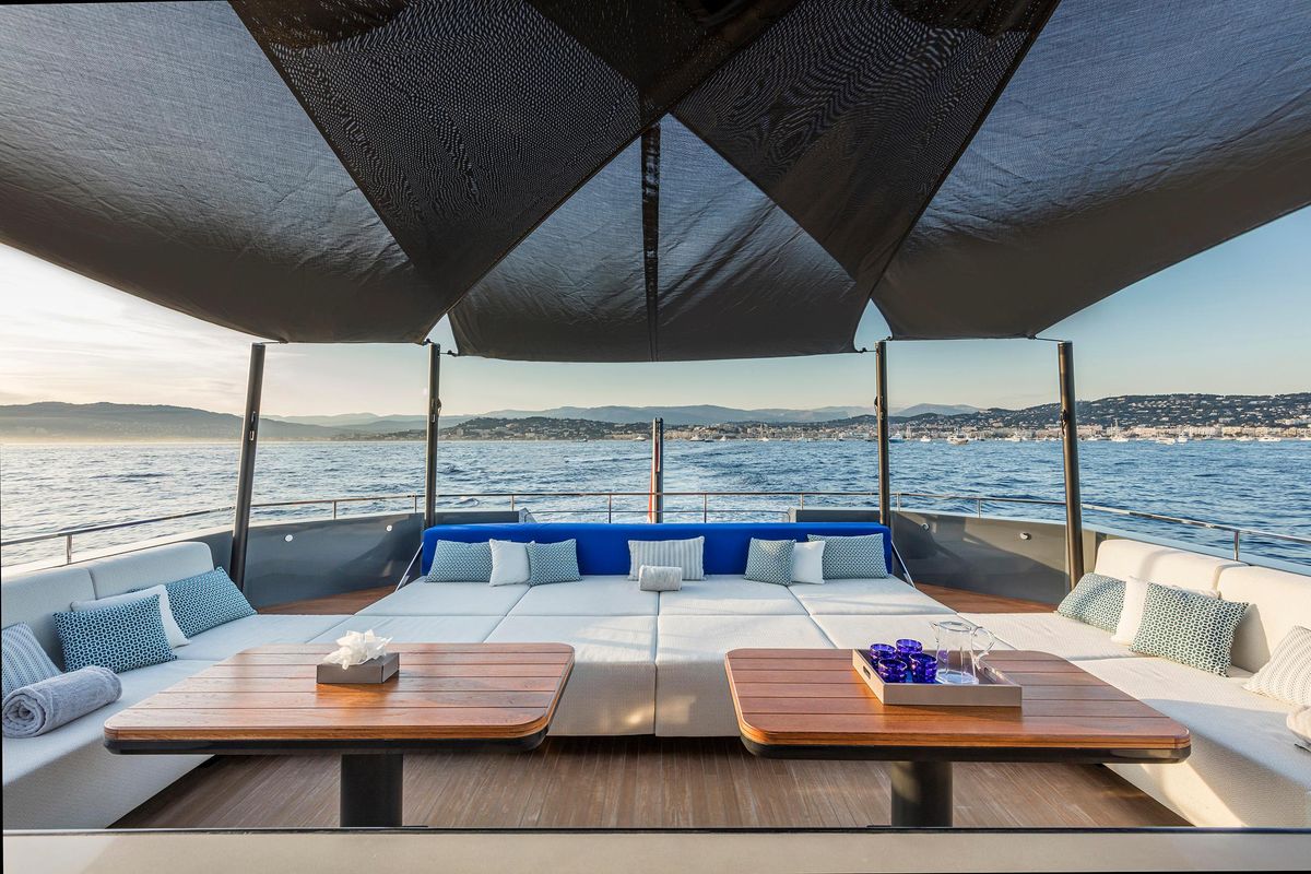 2019 Arcadia Yachts 104 