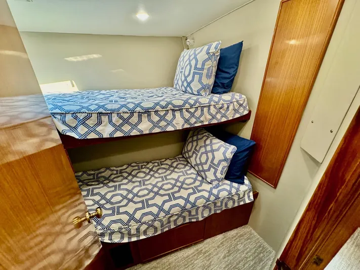 Floridita Yacht Photos Pics 1997 Post 50 Convertible- FLORIDITA- Guest Stateroom