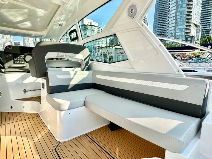 Wine Knot Yacht Photos Pics 