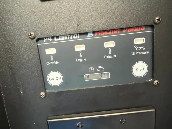 Reel Big Gurl Yacht Photos Pics 