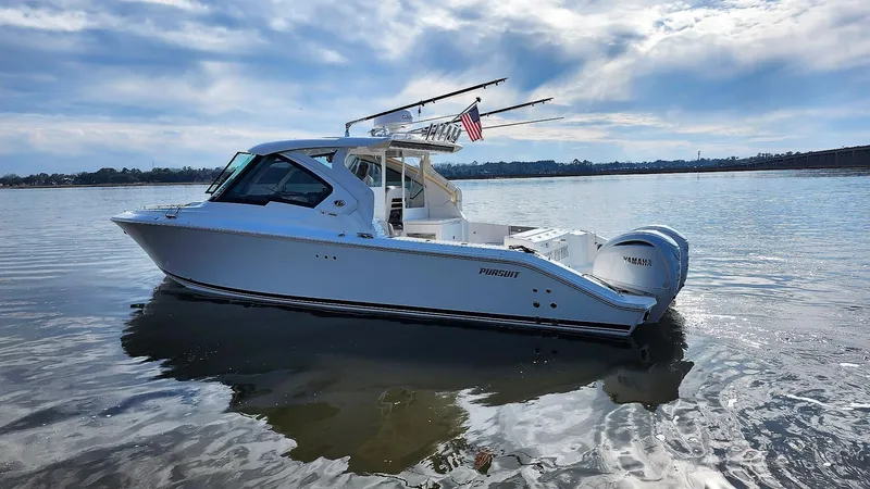 Reel Big Gurl Yacht Photos Pics 