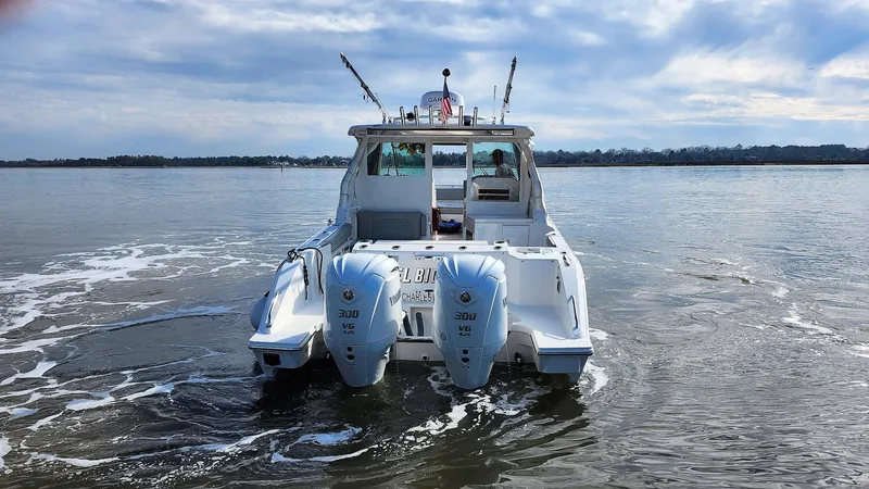 Reel Big Gurl Yacht Photos Pics 