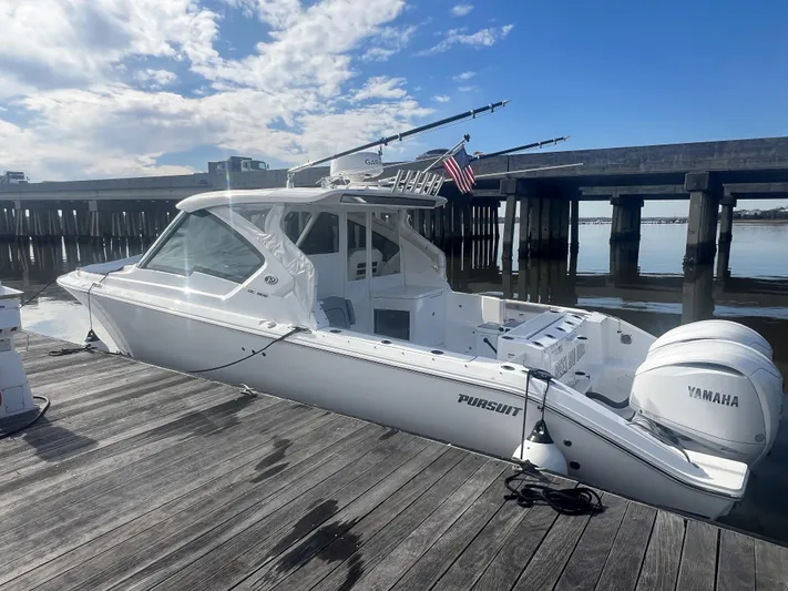 Reel Big Gurl Yacht Photos Pics 