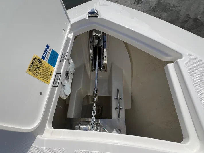 Reel Big Gurl Yacht Photos Pics 