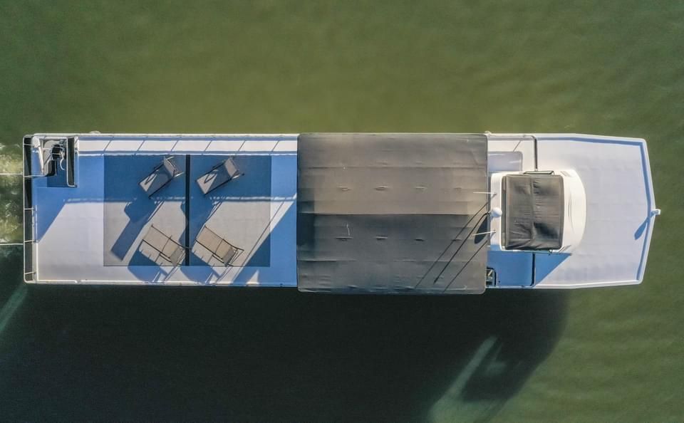 1998 Fantasy 18x78' Houseboat
