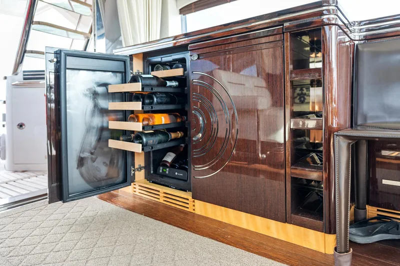 Gem Yacht Photos Pics 