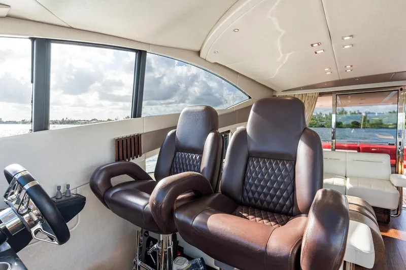 Gem Yacht Photos Pics 