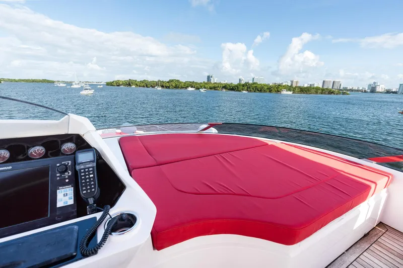 Gem Yacht Photos Pics 