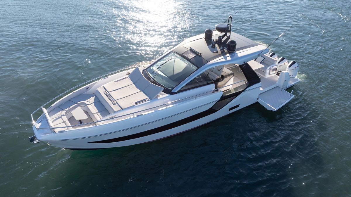 2022 Azimut 47 