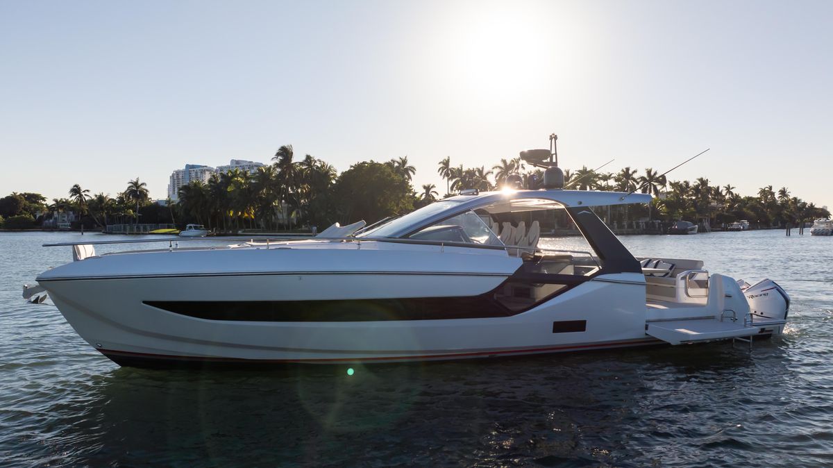 2022 Azimut 47 