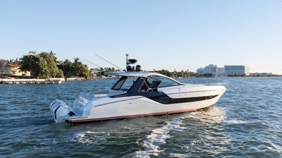 Yacht