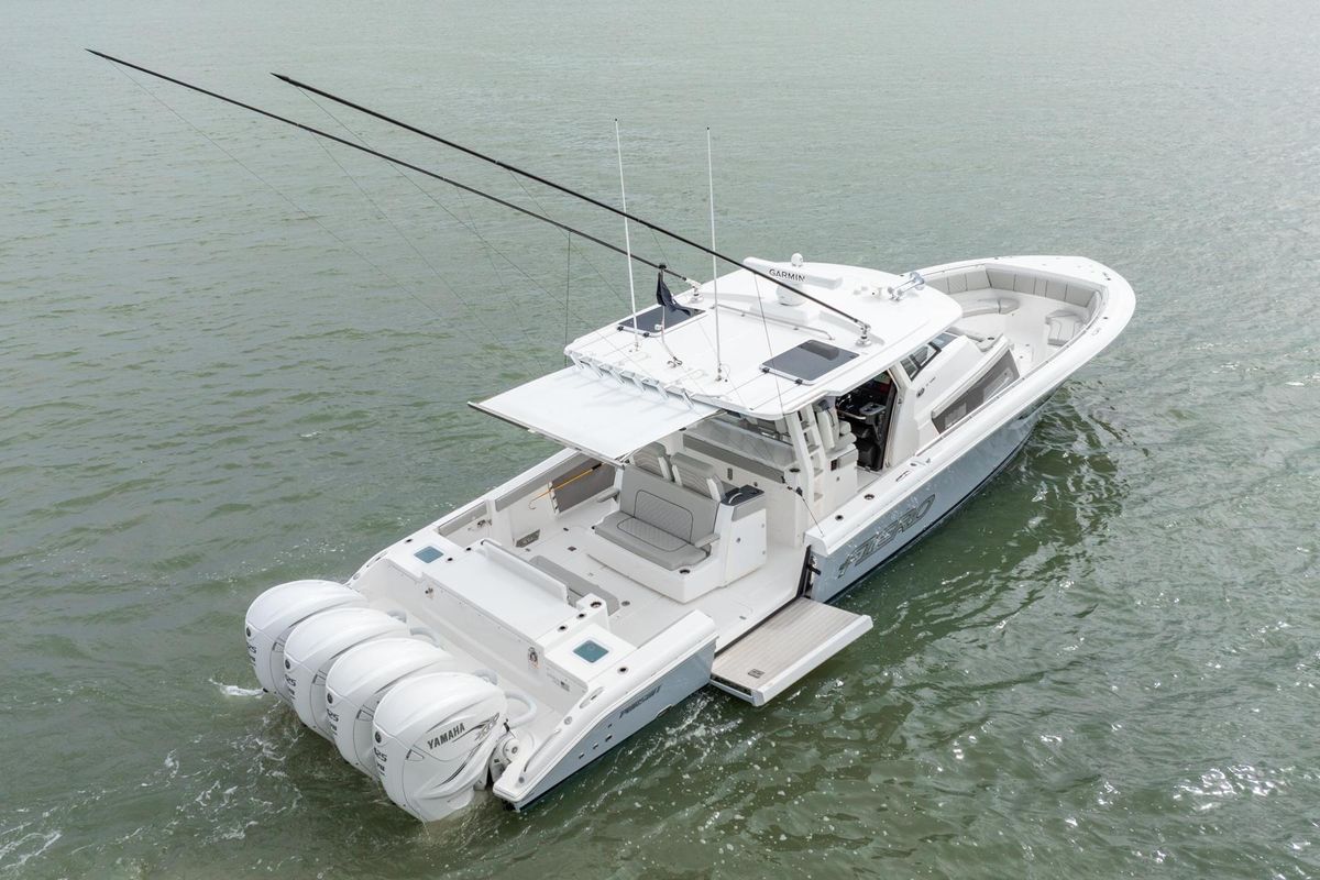 2023 Pursuit 42 
