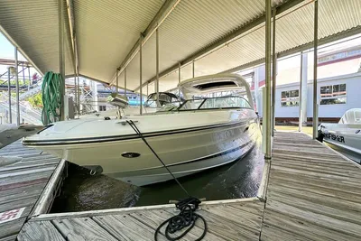 Sea Ray SLX 310 Outboard