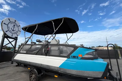 Sea-Doo Switch Sport 21