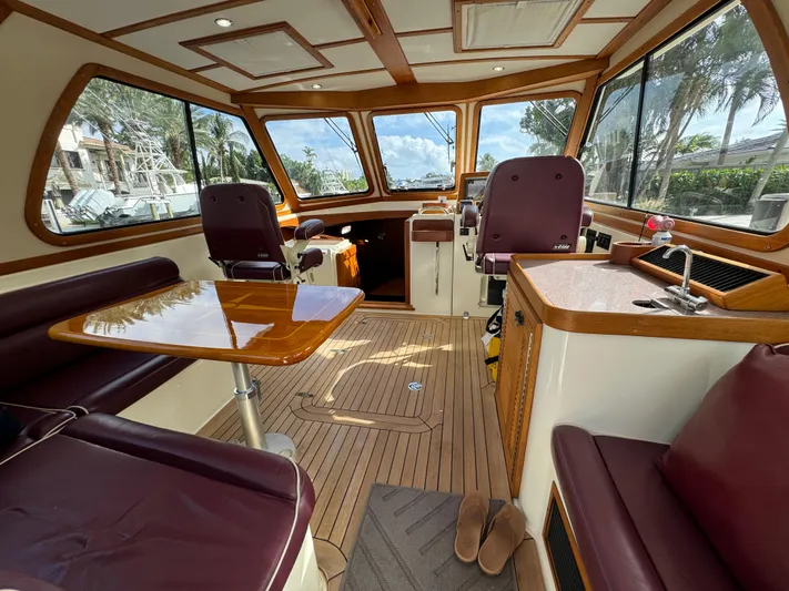 Quiet Time Yacht Photos Pics 