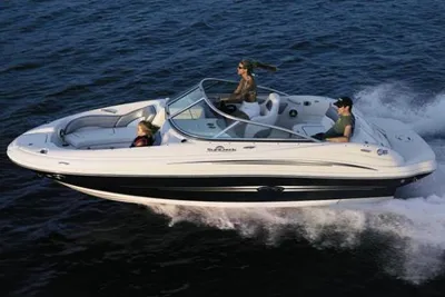 Sea Ray 200 Sundeck