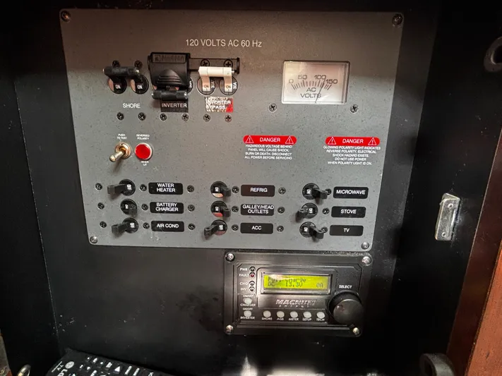 No Regrets Yacht Photos Pics 