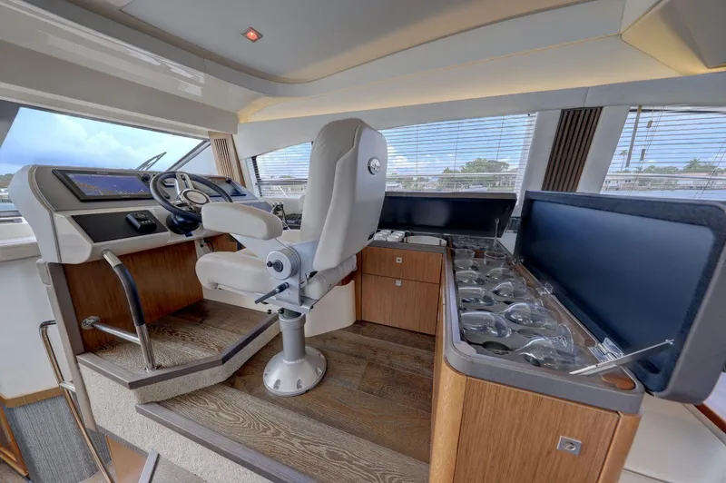 Prodigi Yacht Photos Pics 