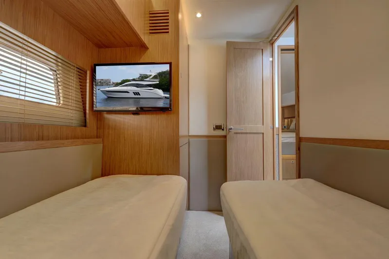 Prodigi Yacht Photos Pics 