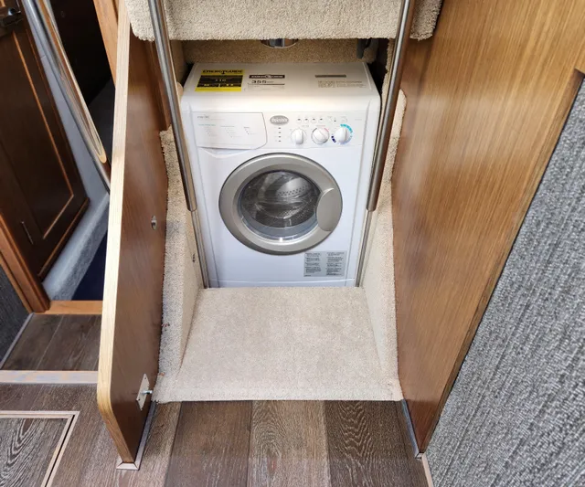 Prodigi Yacht Photos Pics 