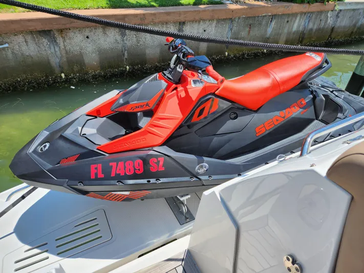 Prodigi Yacht Photos Pics 