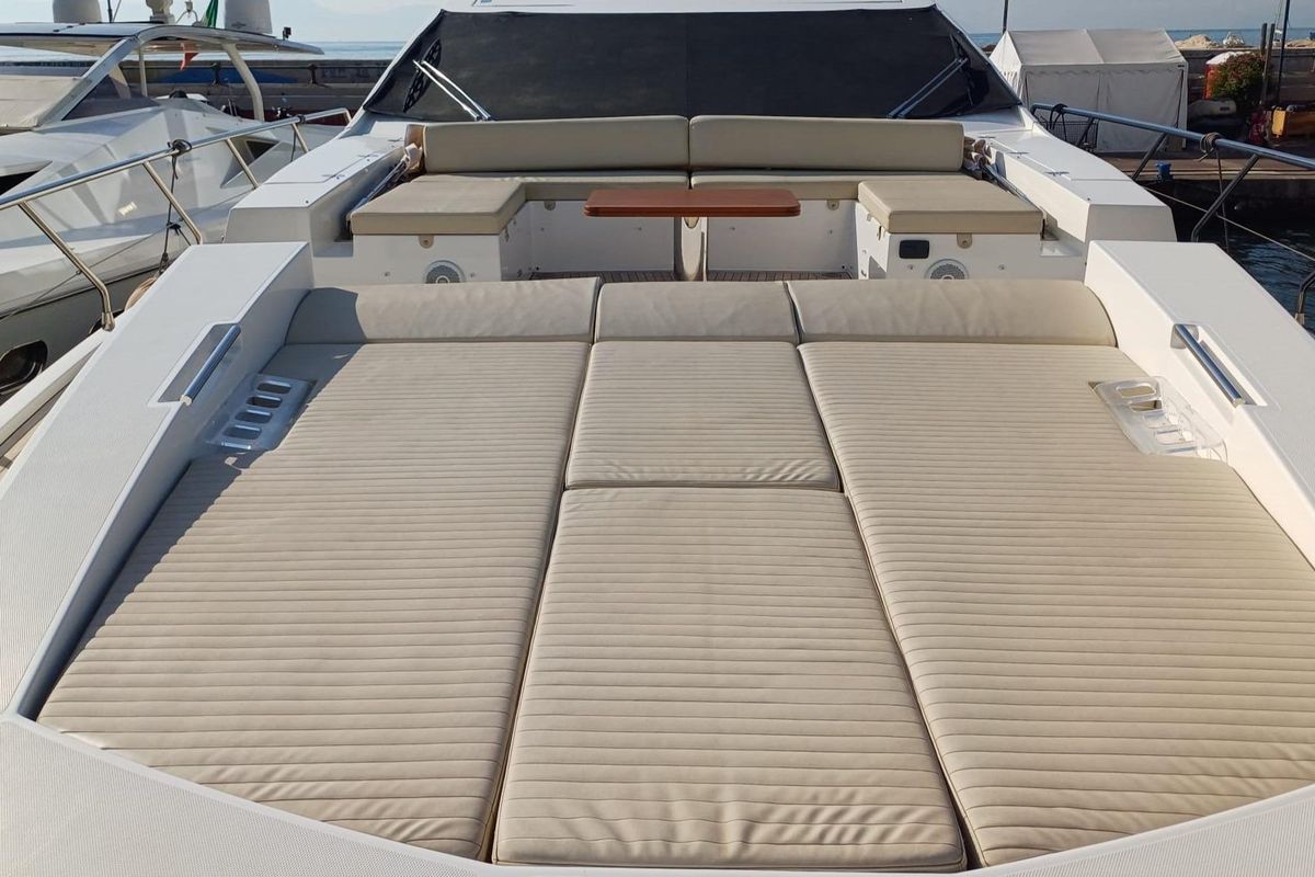 2018 Azimut 77 