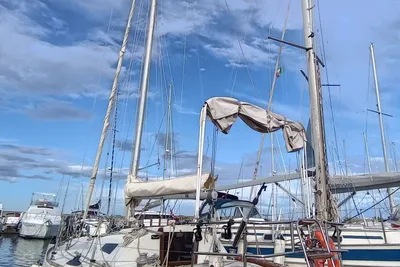 1975 Thames Marine Carter 33