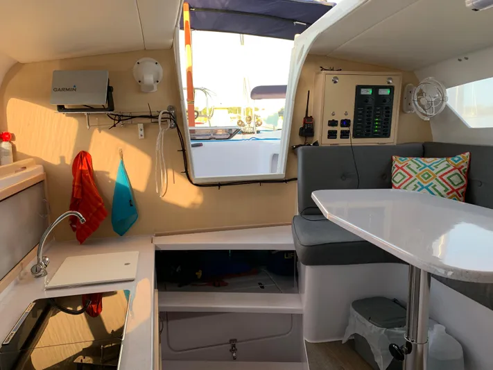 Go Long Yacht Photos Pics Main Cabin