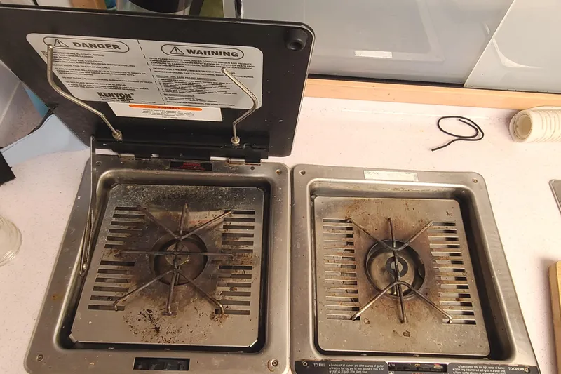 Go Long Yacht Photos Pics Stove