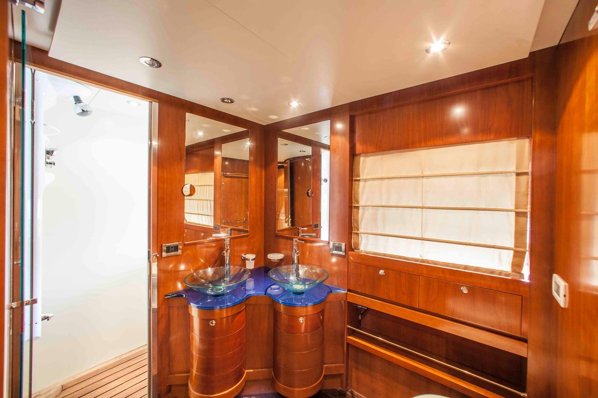 2004 Alfamarine 78 