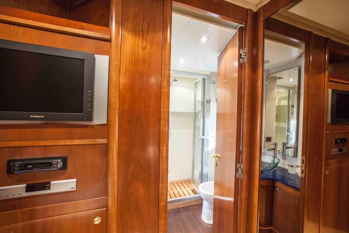 2004 Alfamarine 78 