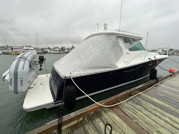 Blue Velvet Yacht Photos Pics 