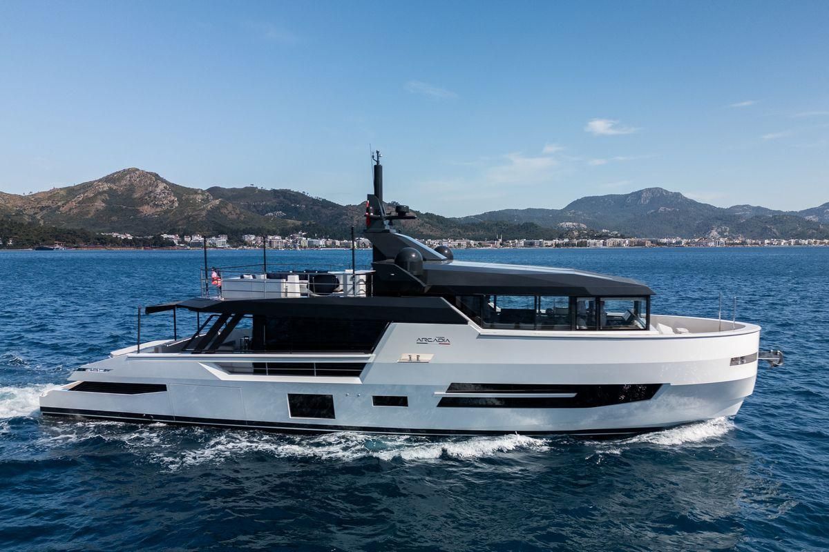 2023 Arcadia Yachts 78 