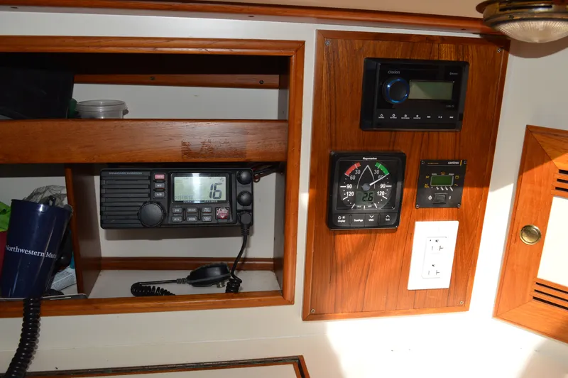 Heron Yacht Photos Pics 