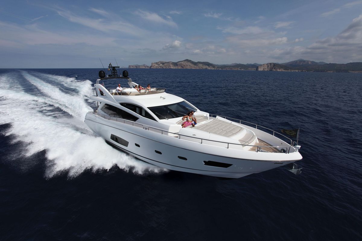 2013 Sunseeker 74 