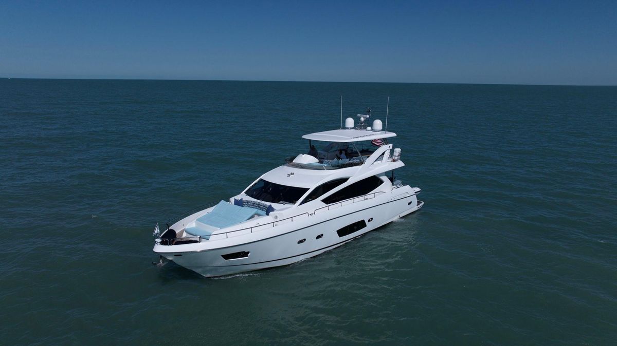 2013 Sunseeker 74 
