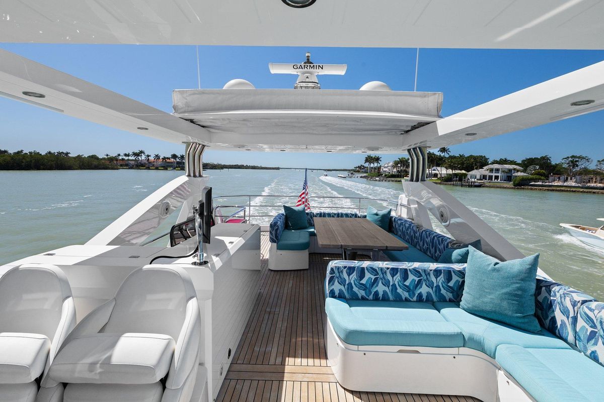 2013 Sunseeker 74 