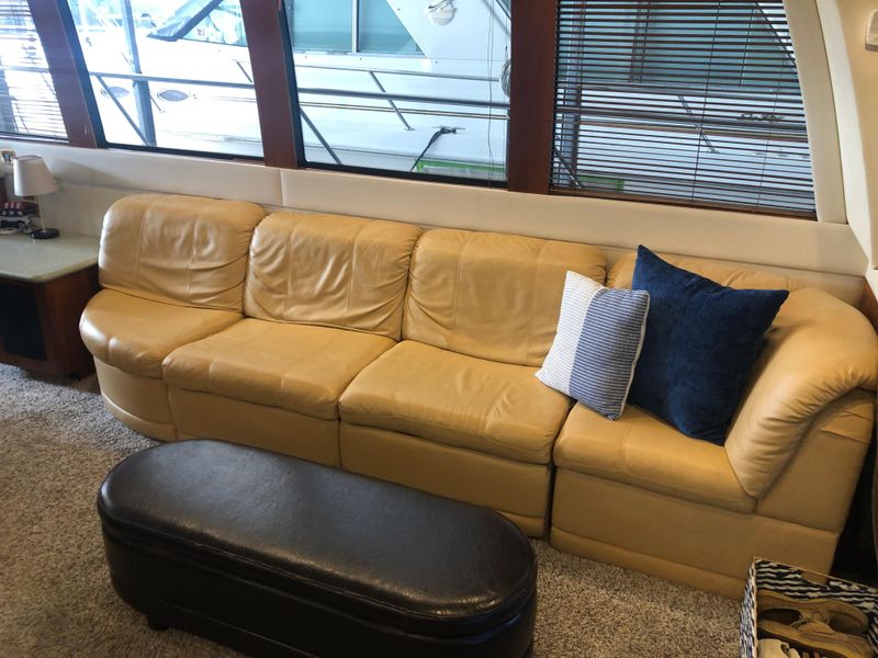 2001 Carver 570 Voyager Pilothouse
