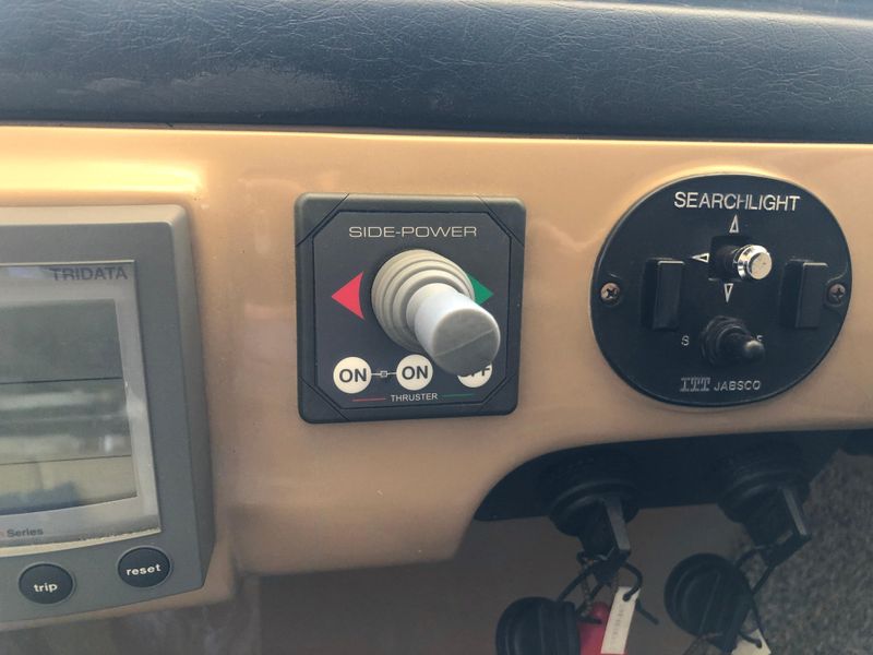 2001 Carver 570 Voyager Pilothouse