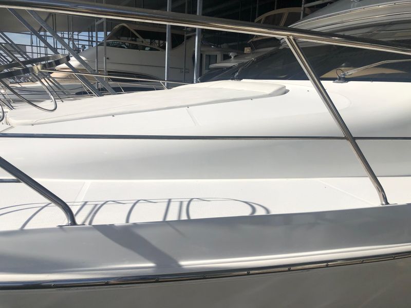 2001 Carver 570 Voyager Pilothouse