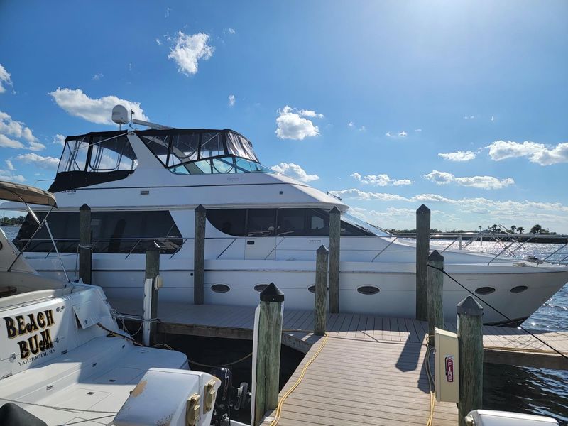 2001 Carver 570 Voyager Pilothouse