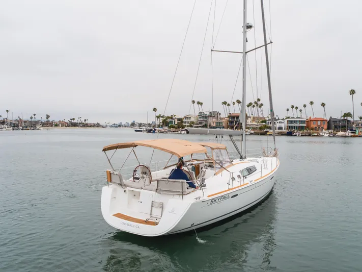 Skyfall Yacht Photos Pics 