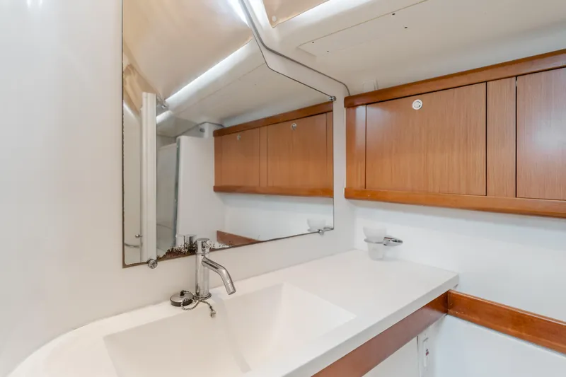 Skyfall Yacht Photos Pics 