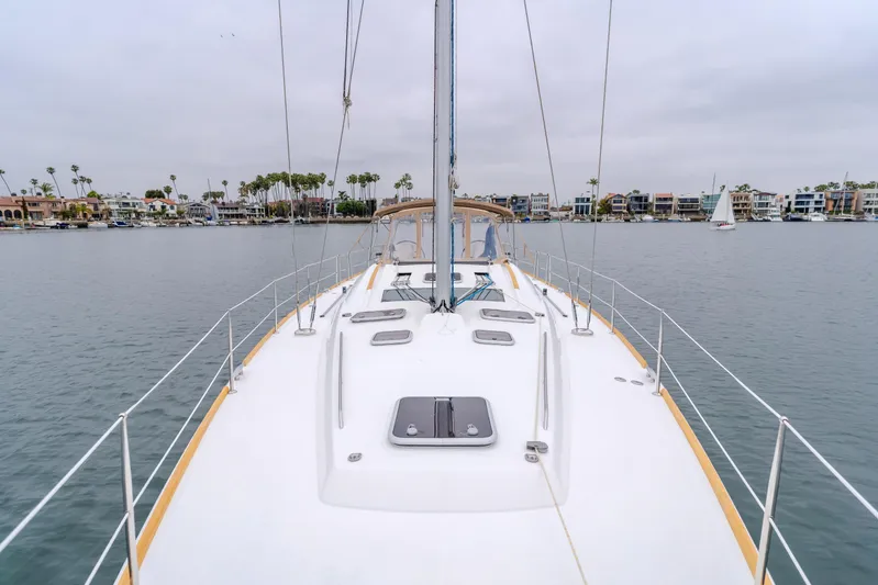 Skyfall Yacht Photos Pics 