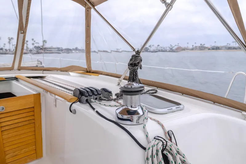 Skyfall Yacht Photos Pics 