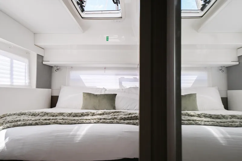 Salt Yacht Photos Pics 